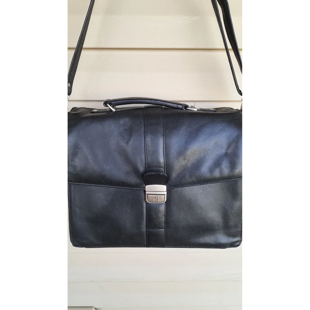 Wilsons Leather Pelle Studio Black Leather Briefcase Messenger Bag Work Laptop